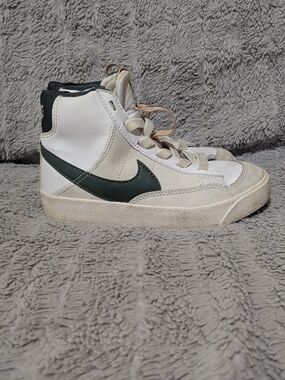 Nike Kids' High-Top Sneakers in White and Dark Green